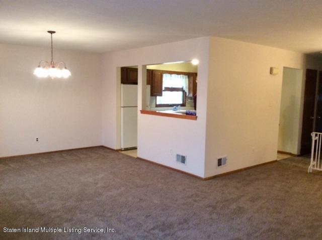 14 Rochelle Place Staten Island, NY 10312 - Photo 9 of 30 living room 1