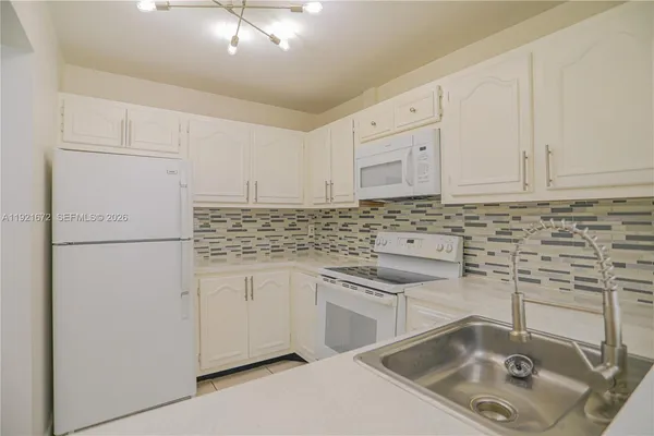 $175,000 | 13685 Northeast 10th Avenue, Unit 209, North Miami, FL 33161