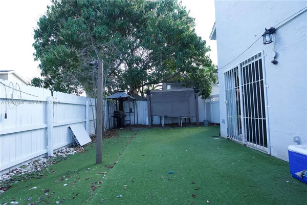 $3,800 | 18499 Northwest 52nd Path, Miami Gardens, FL 33055