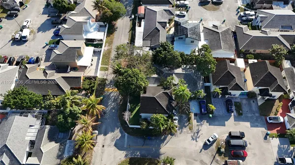 $3,800 | 18499 Northwest 52nd Path, Miami Gardens, FL 33055