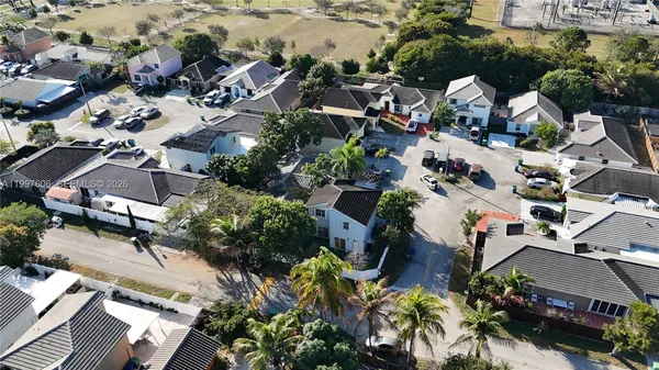 $3,800 | 18499 Northwest 52nd Path, Miami Gardens, FL 33055