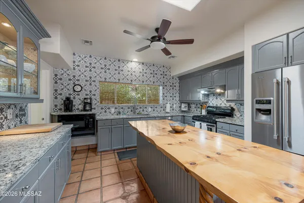 $1,200,000 | 2539 East Edison Street, Tucson, AZ 85716