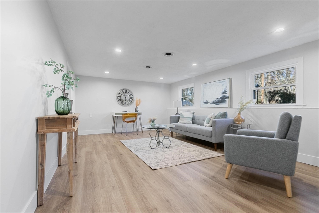 68 Macon Road Burlington, MA 01803 - Photo 24 of 35 Gallery Image 24