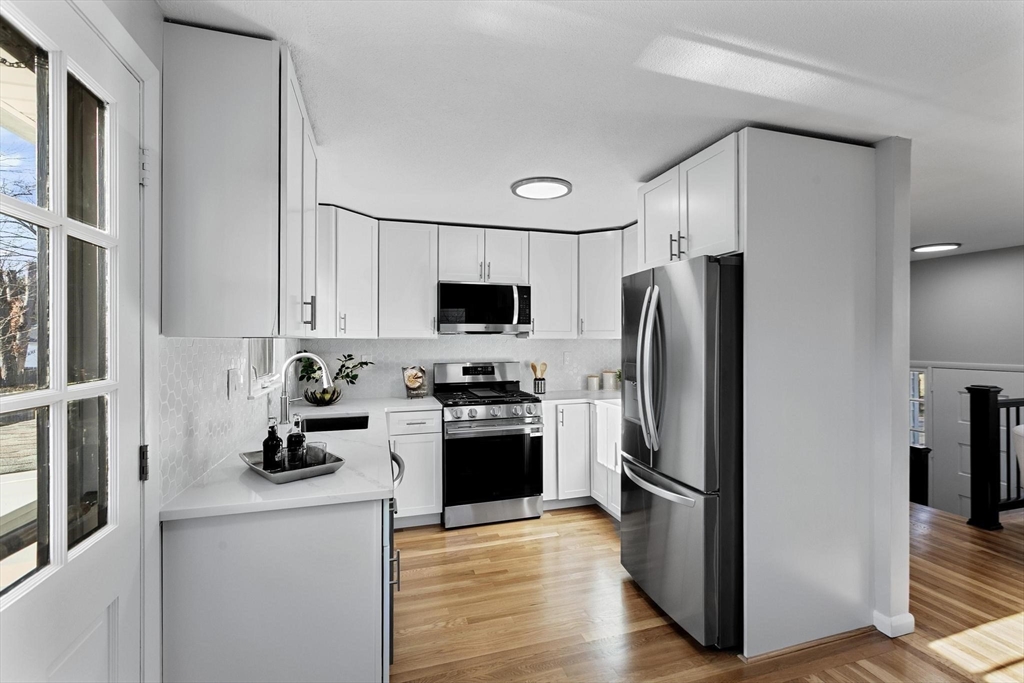 68 Macon Road Burlington, MA 01803 - Photo 4 of 35 Gallery Image 4