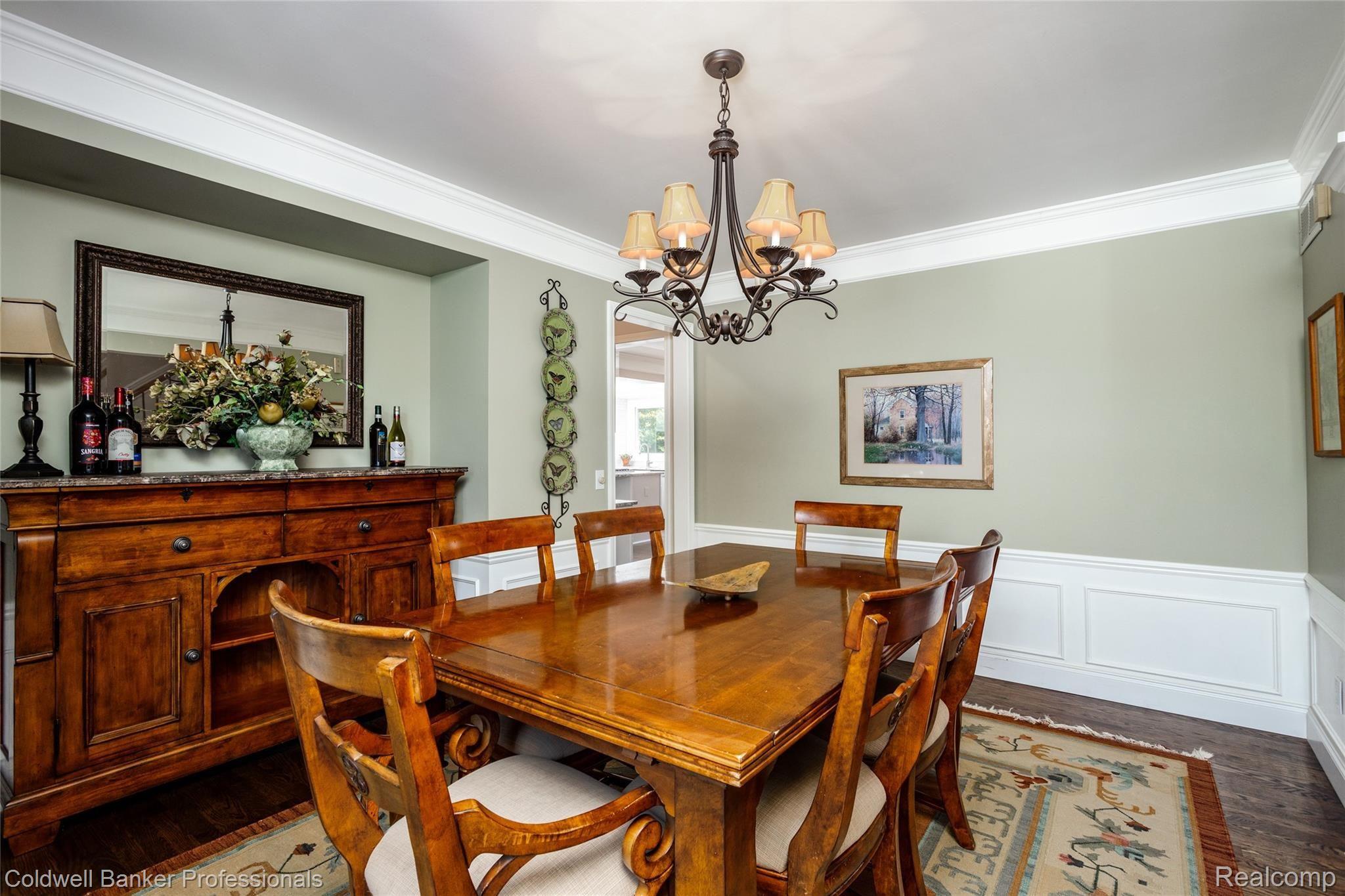 538 Sandalwood Road Canton, MI 48188 - Photo 6 of 49 Wainscoting
