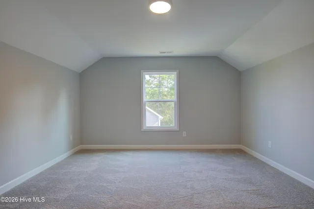 $2,000 | 223 Admiral Court, Sneads Ferry, NC 28460