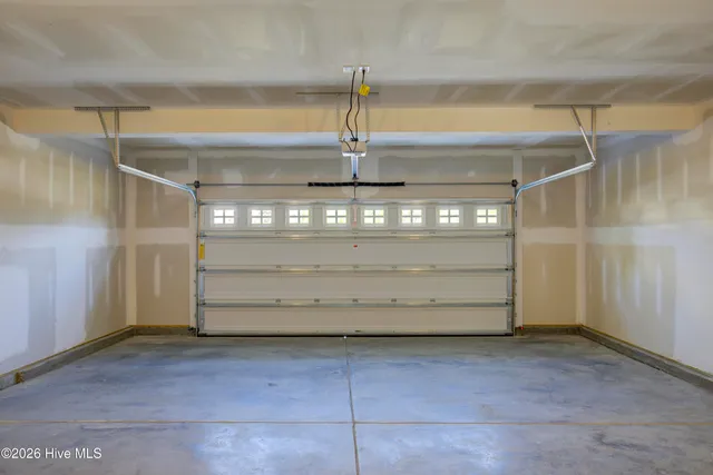 $2,000 | 223 Admiral Court, Sneads Ferry, NC 28460