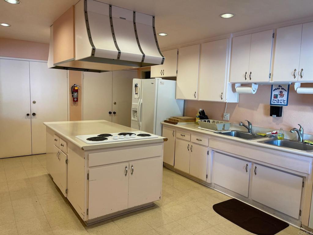 909 Richland Road, Unit 4 San Marcos, CA 92069 - Photo 30 of 37