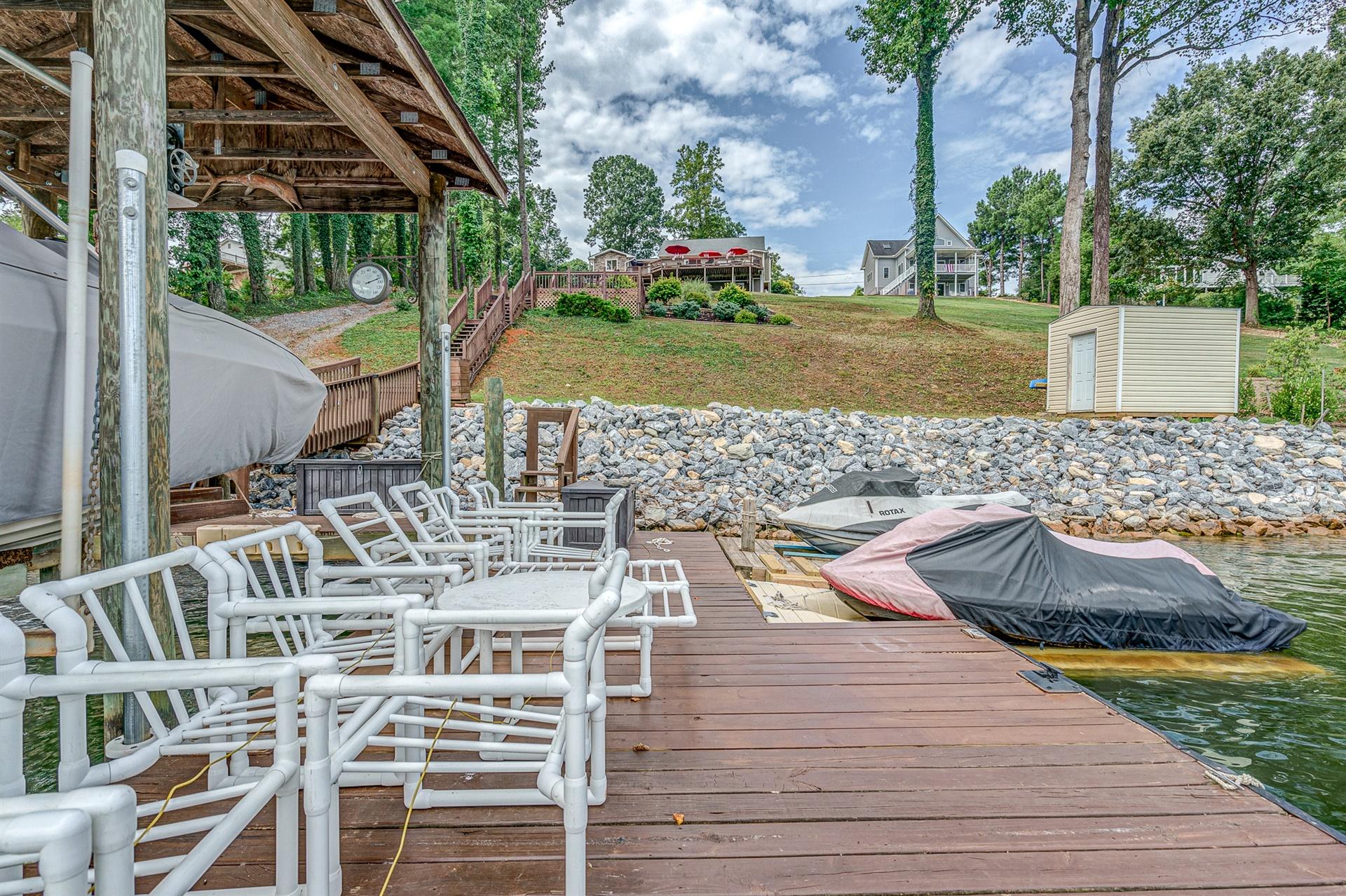 4240 Hales Ford Road Moneta, VA 24121 - Photo 62 of 69 60-4240 Hales Ford 060