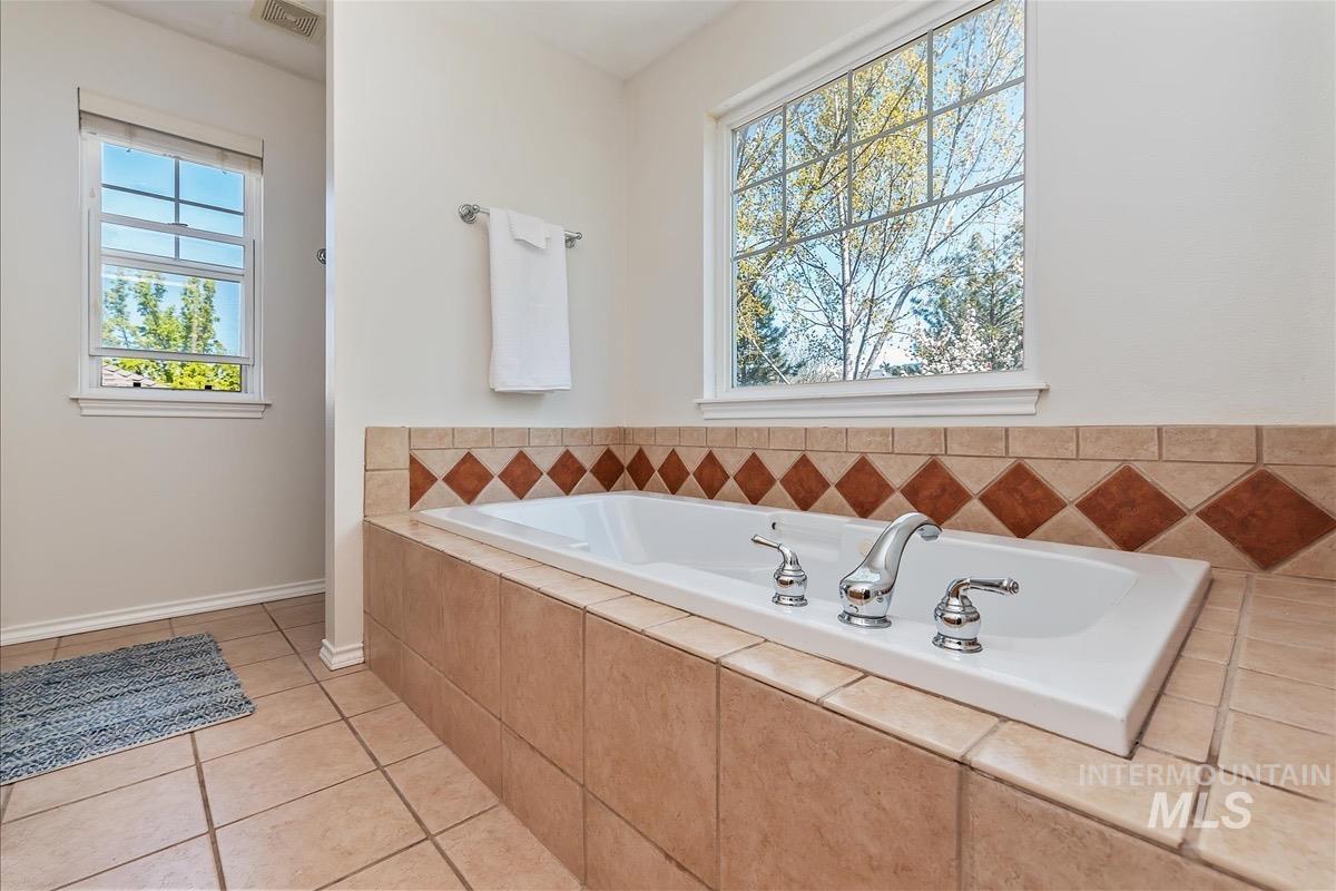 12754 Schicks Road Boise, ID 83714 - Photo 21 of 24