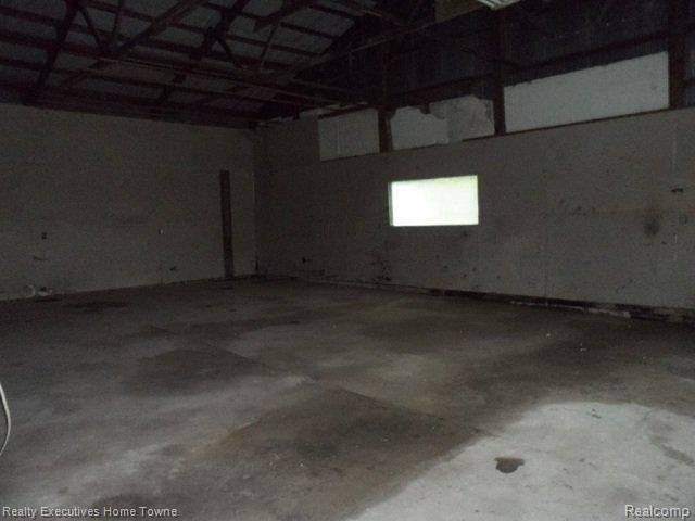 4381 Duce Road Avoca, MI 48006 - Photo 18 of 18 261--901360Polebarninterior.JPG