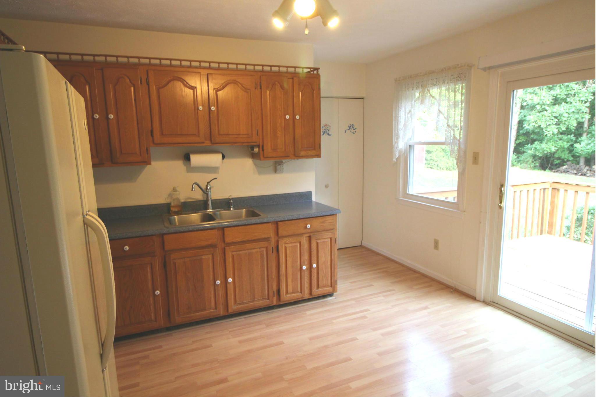 251 Royal Elm Road Front Royal, VA 22630 - Photo 11 of 15 Kitchen