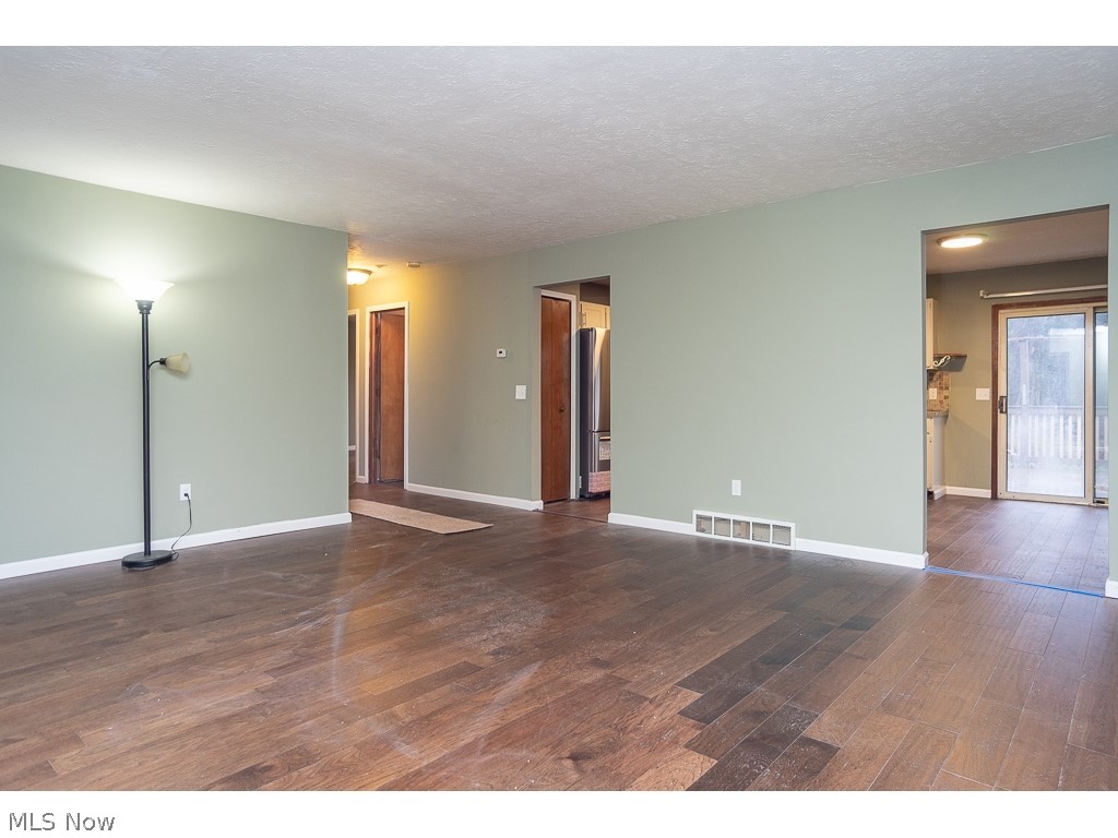 3984 Green Road Perry, OH 44081 - Photo 3 of 6