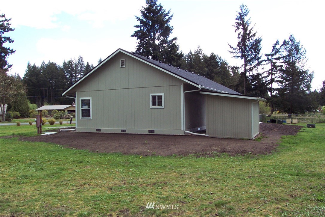 13725 Rainier Road Southeast Rainier, WA 98576 - Photo 16 of 23 Gallery Image 16