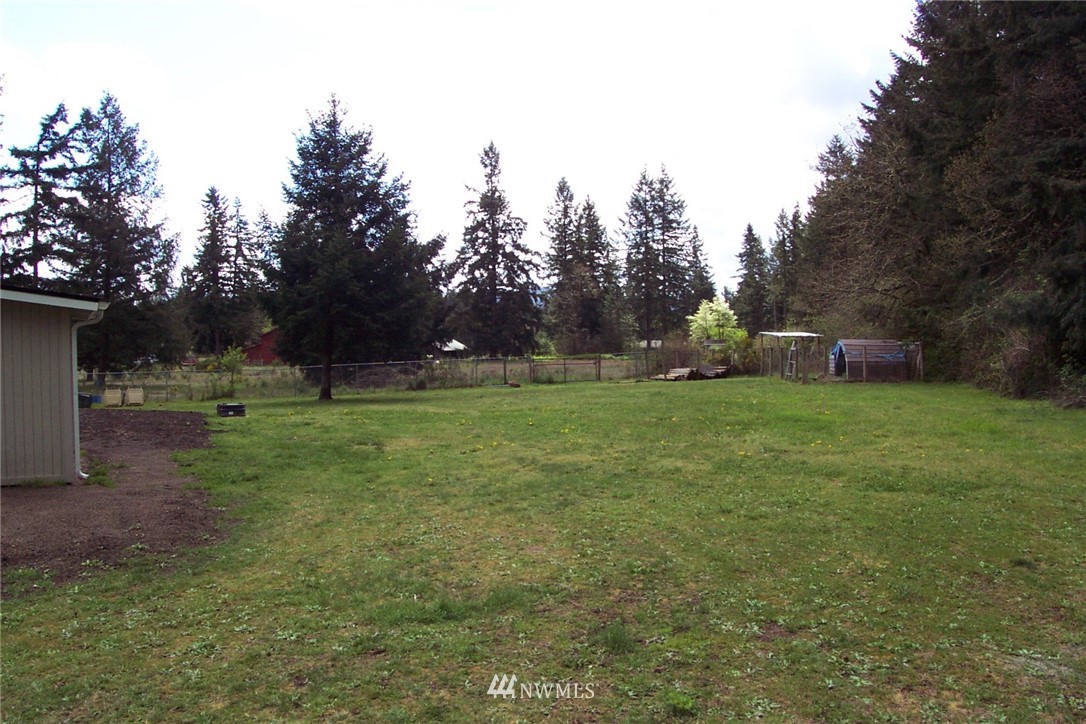 13725 Rainier Road Southeast Rainier, WA 98576 - Photo 19 of 23 Gallery Image 19