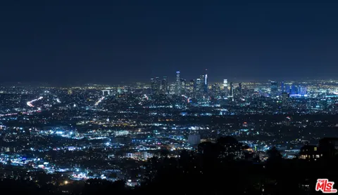 $3,495,000 | 2021 Davies Way, Los Angeles, CA 90046