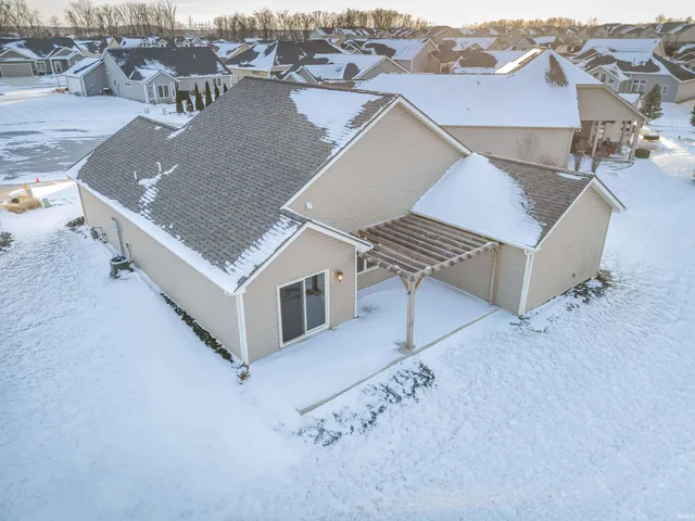 $329,000 | 11297 Belleharbour Cove, Fort Wayne, IN 46845