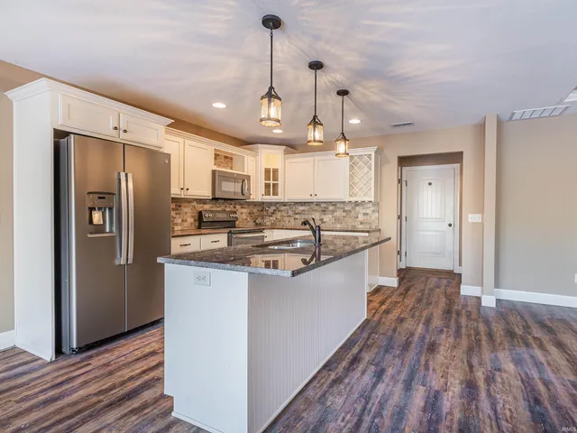 $329,000 | 11297 Belleharbour Cove, Fort Wayne, IN 46845