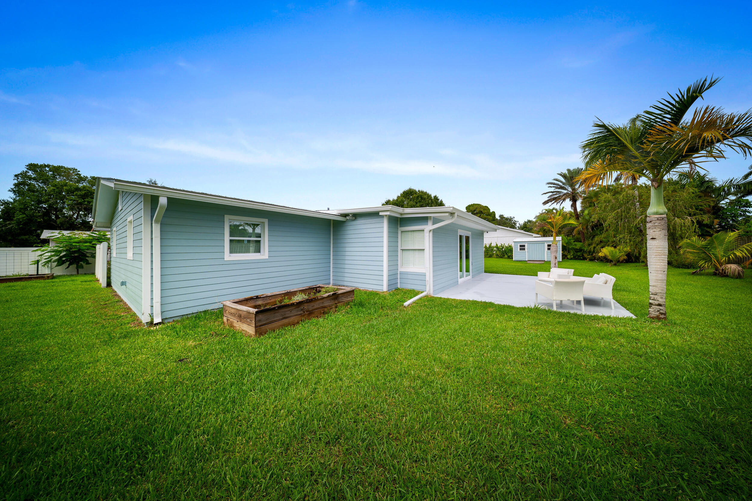 2068 Northwest Azalea Street Stuart, FL 34994 - Photo 31 of 47 32_dsc04011