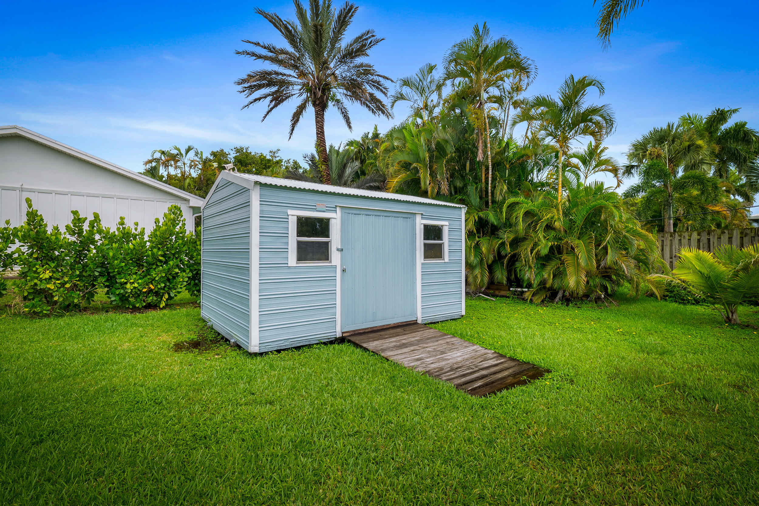 2068 Northwest Azalea Street Stuart, FL 34994 - Photo 33 of 47 34_dsc04016
