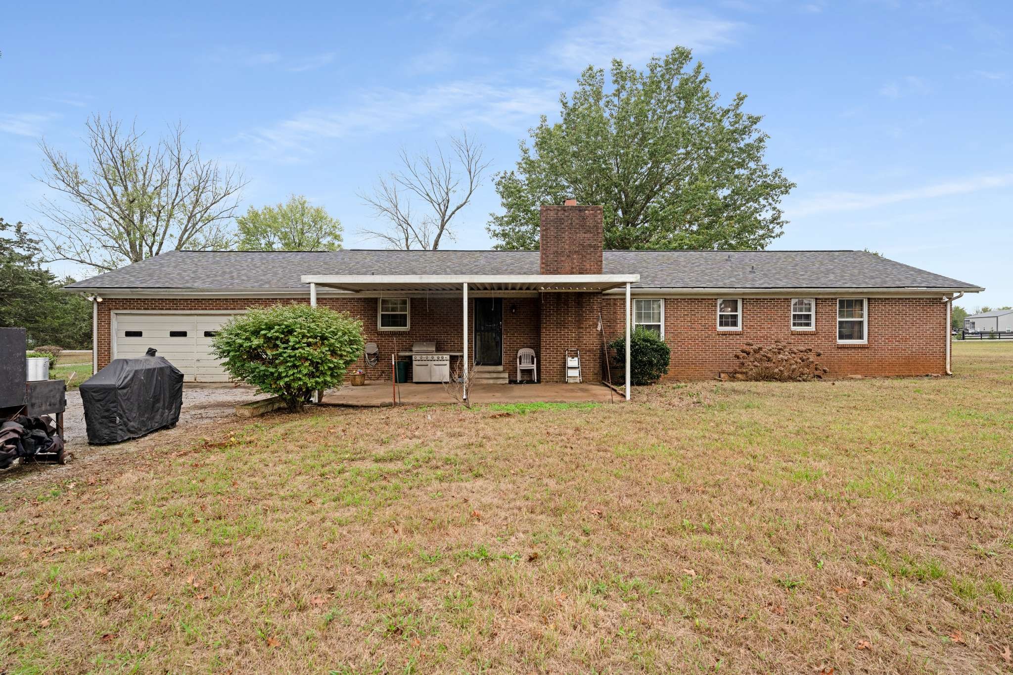 3265 Mt Tabor Road Murfreesboro, TN 37127 - Photo 22 of 30 a front view of a house with garden