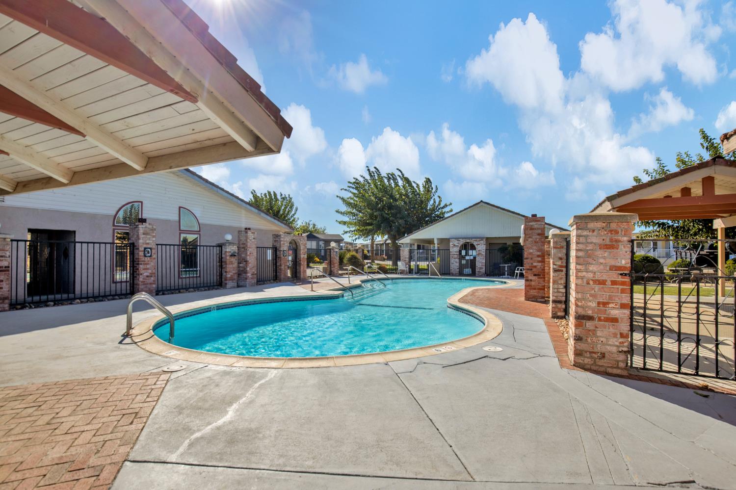 5130 County Road 99W, Unit 82 Dunnigan, CA 95937 - Photo 35 of 39 a front view of a house with garden
