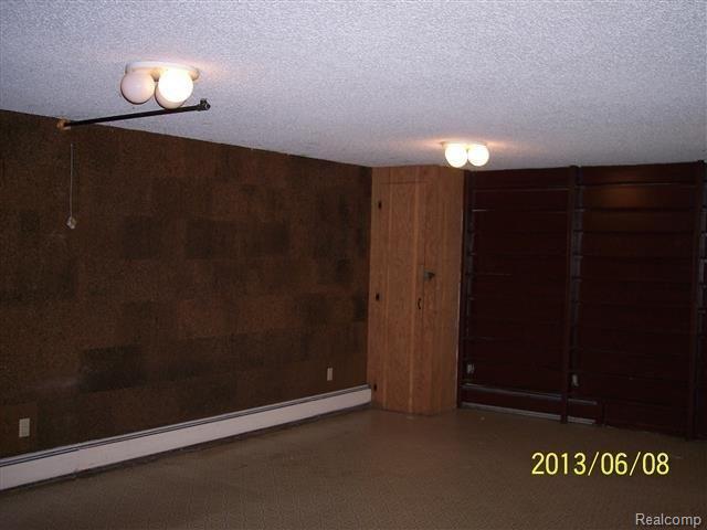 3124 Valentine Road Lapeer, MI 48446 - Photo 18 of 21 2.JPG