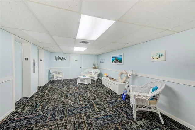 $2,000 | 10216 Regal Drive, Unit 705, Largo, FL 33774