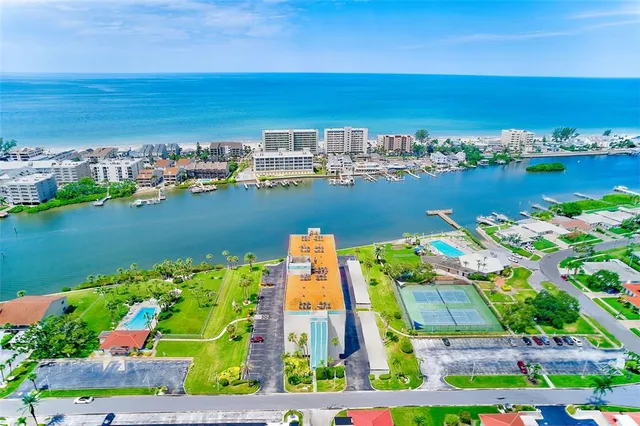 $2,000 | 10216 Regal Drive, Unit 705, Largo, FL 33774