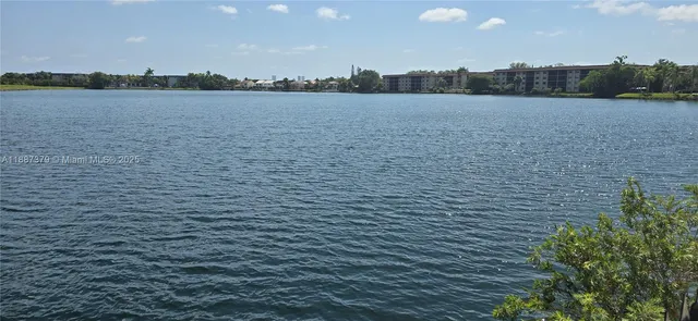 $209,200 | 20015 Northeast 3rd Court, Unit 6, Miami, FL 33179