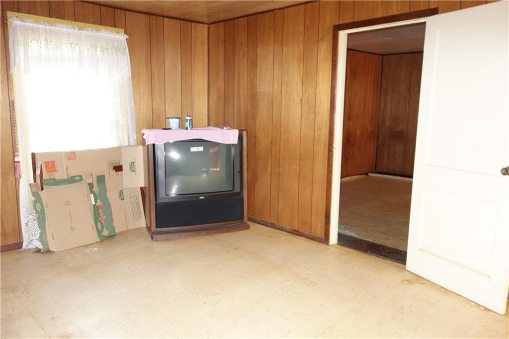 4554 Springs Road Conover, NC 28613 - Photo 11 of 15 Gallery Image 11