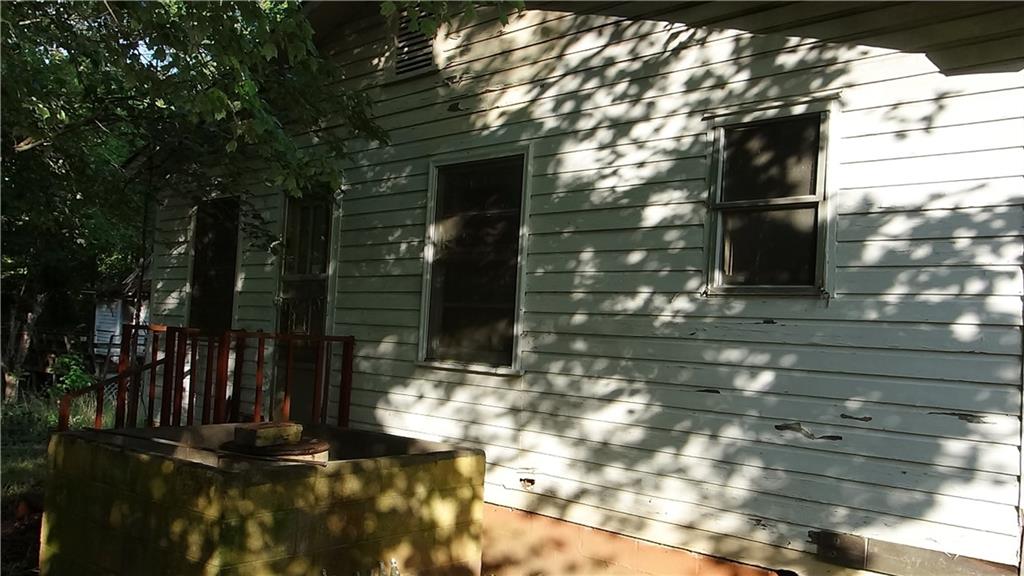 4554 Springs Road Conover, NC 28613 - Photo 5 of 15 Gallery Image 5