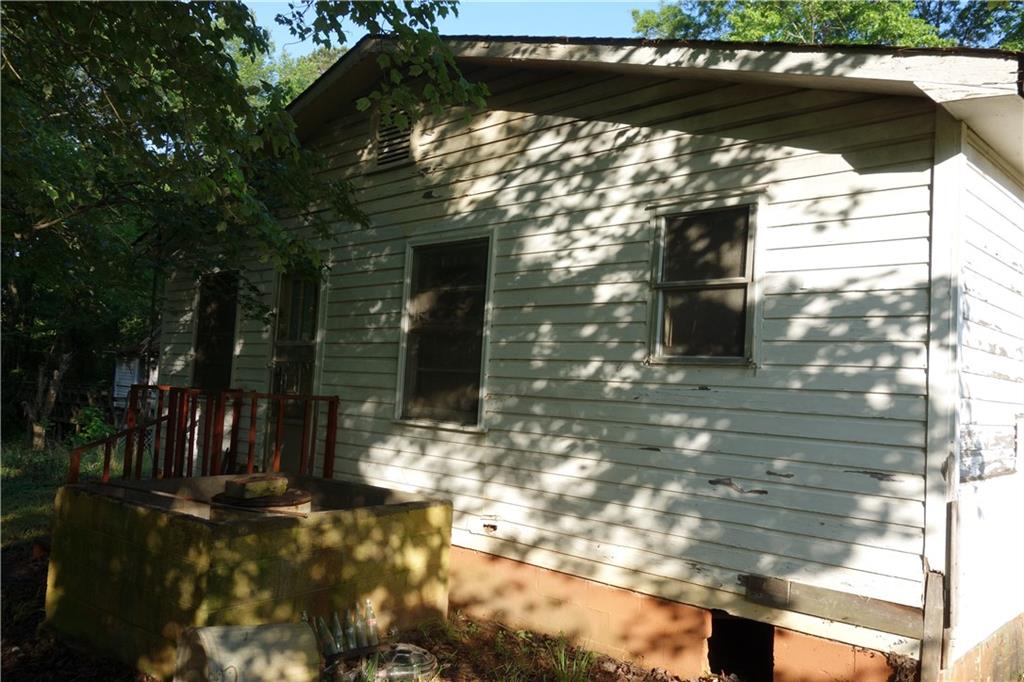 4554 Springs Road Conover, NC 28613 - Photo 6 of 15 Gallery Image 6