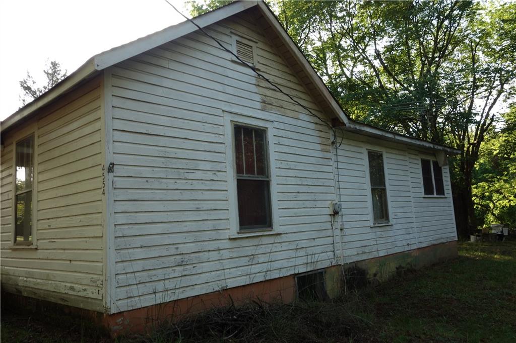 4554 Springs Road Conover, NC 28613 - Photo 8 of 15 Gallery Image 8