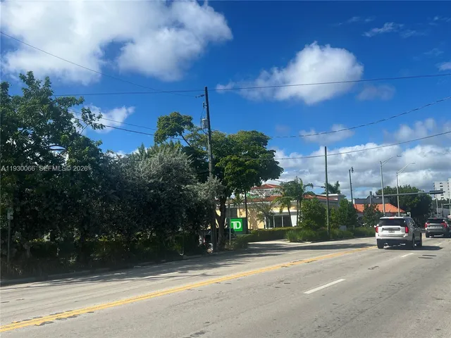 $1,900,000 | 842 Southwest 12th Avenue, Miami, FL 33130