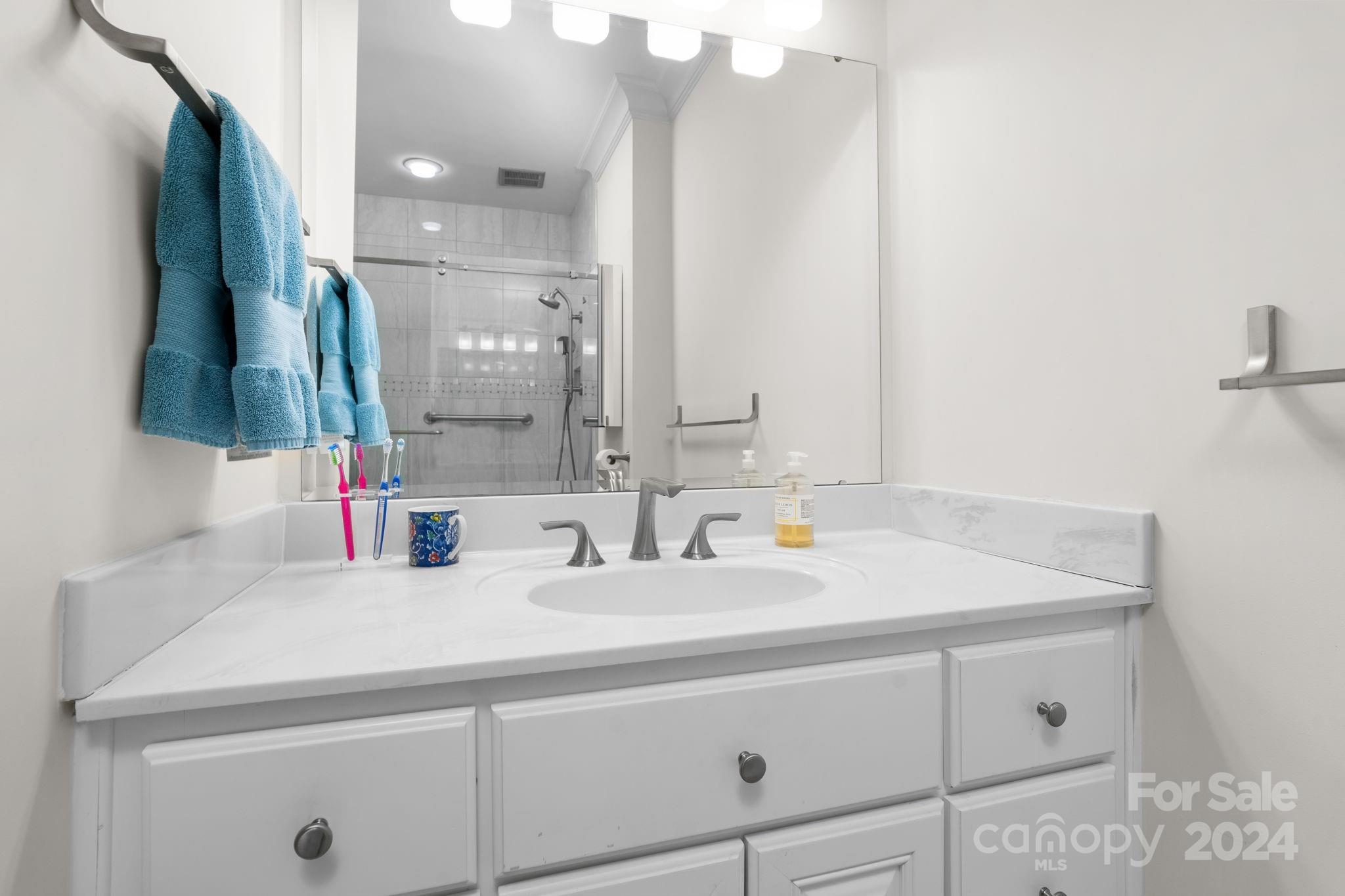 872 Cherokee Road Charlotte, NC 28207 - Photo 27 of 36 Gallery Image 27