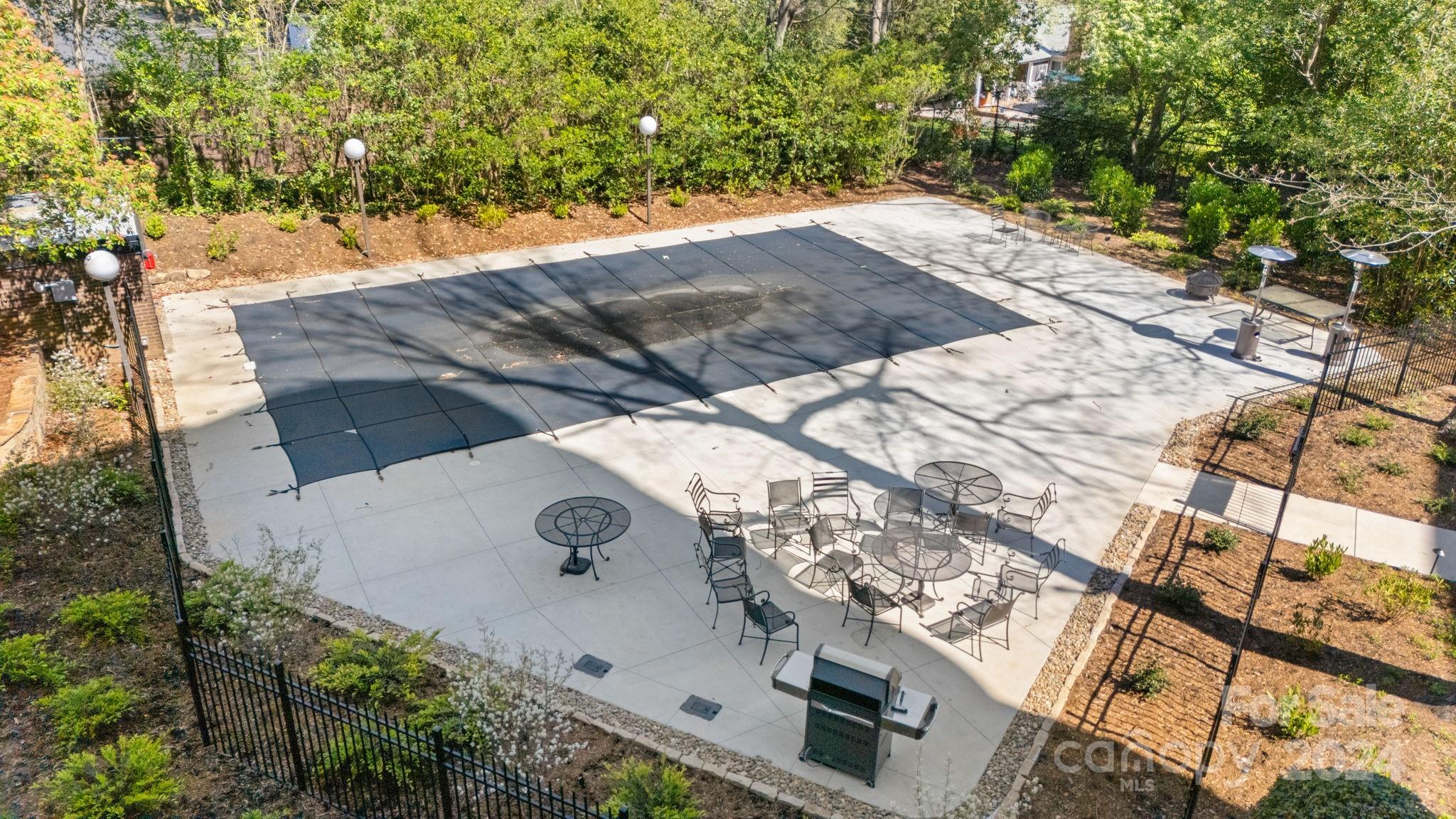 872 Cherokee Road Charlotte, NC 28207 - Photo 33 of 36 Gallery Image 33