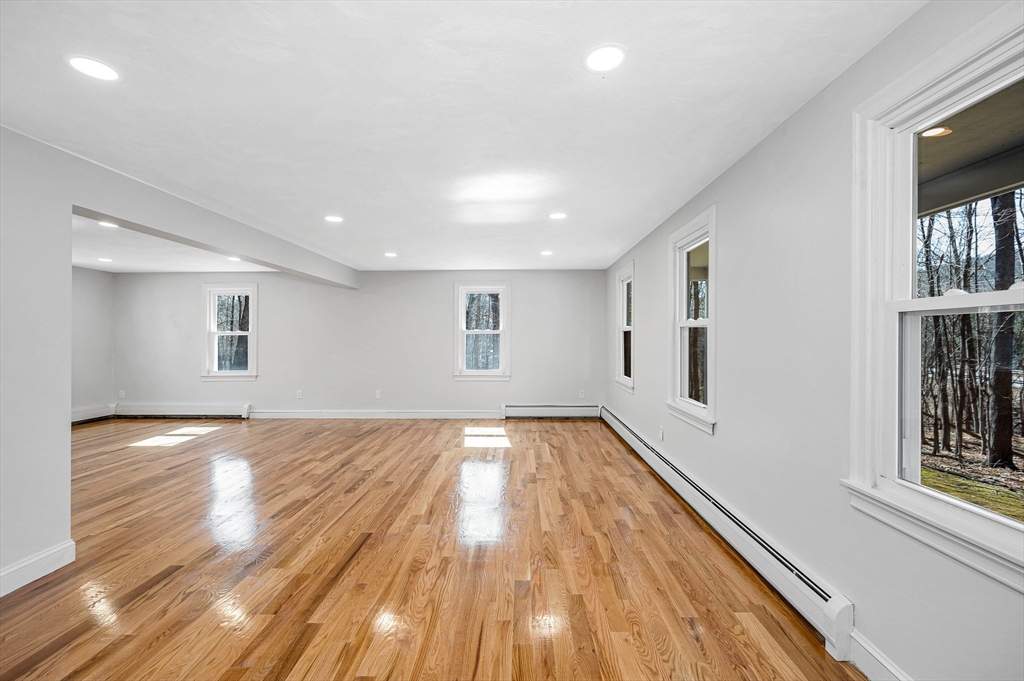 113 Nashua Road Pepperell, MA 01463 - Photo 4 of 41