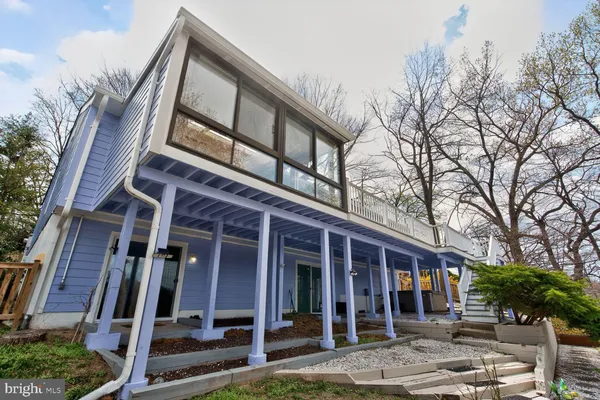 $1,200,000 | 1526 Park Lane, Pasadena, MD 21122