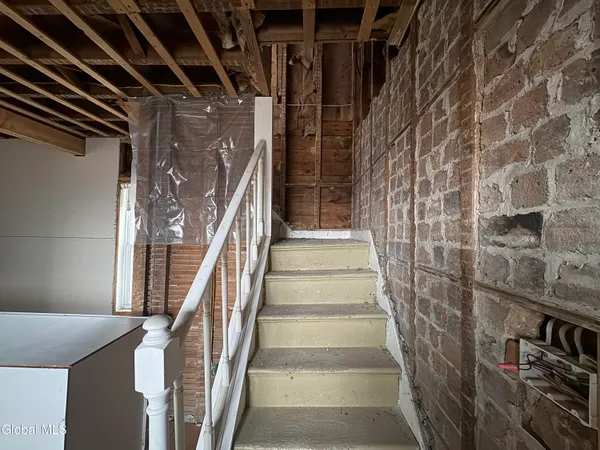 $110,000 | 8 1st Street, Port Henry, NY 12974