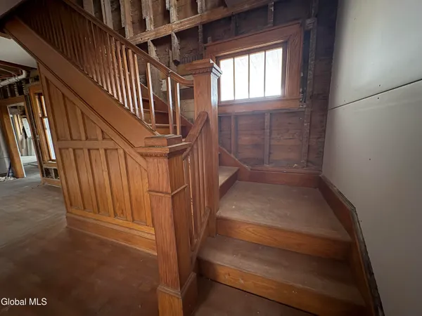 $110,000 | 8 1st Street, Port Henry, NY 12974