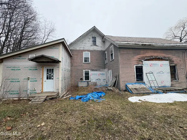 $110,000 | 8 1st Street, Port Henry, NY 12974