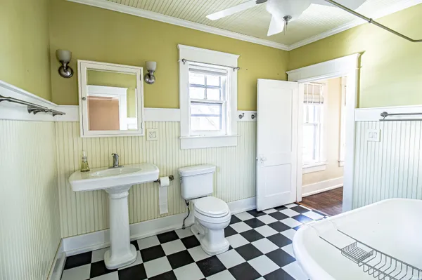 $275,000 | 1301 O Street, Bedford, IN 47421