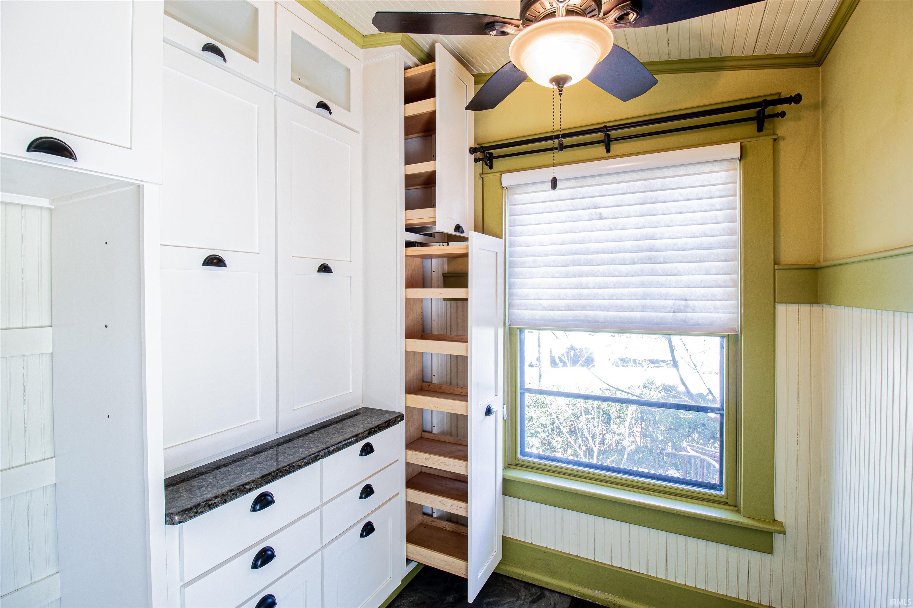 1301 O Street Bedford, IN 47421 - Photo 5 of 28