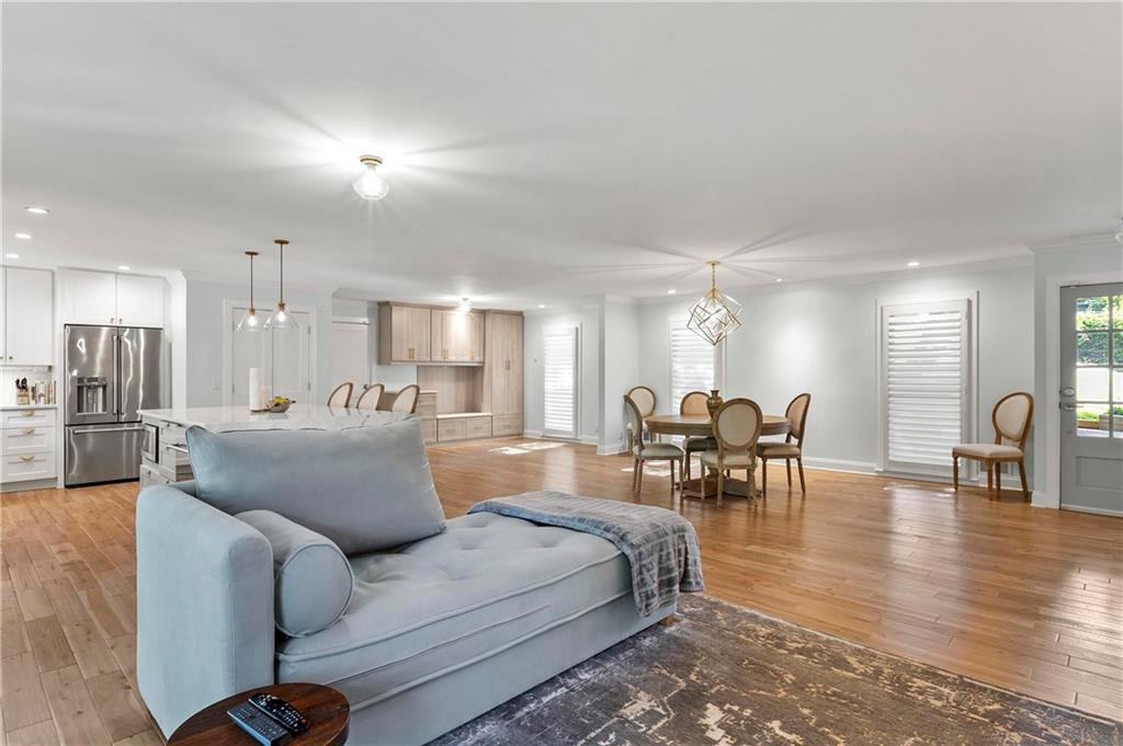 4820 Powers Ferry Road Northwest Atlanta, GA 30327 - Photo 7 of 42