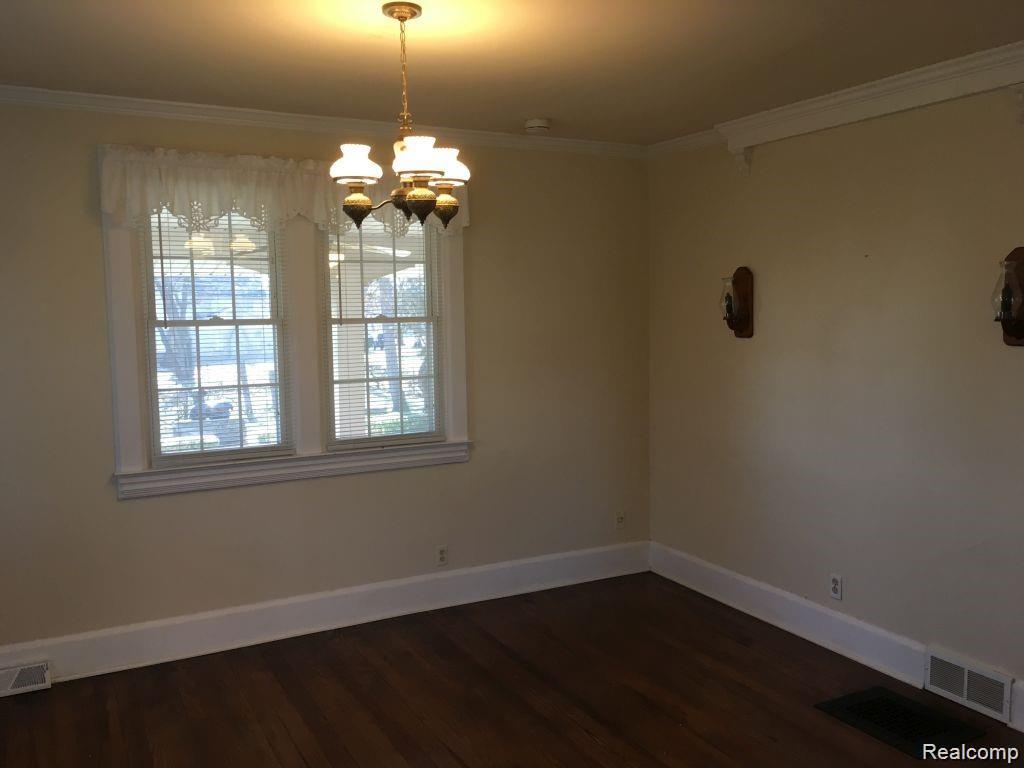 20985 Halsted Road Northville, MI 48167 - Photo 13 of 30