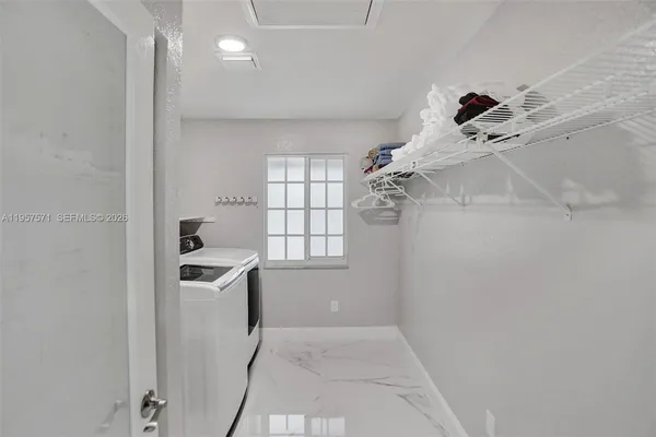 $1,075,000 | 466 Northeast 8th Avenue, Deerfield Beach, FL 33441