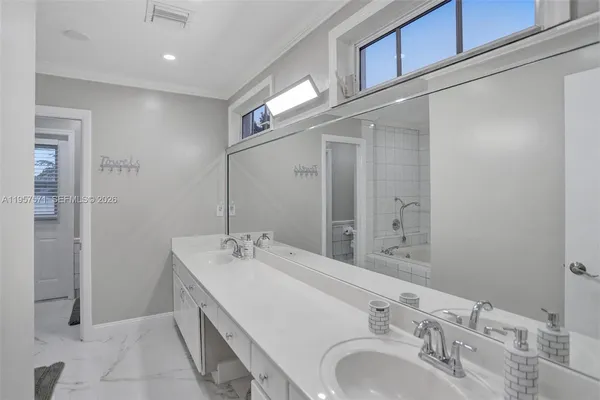 $1,075,000 | 466 Northeast 8th Avenue, Deerfield Beach, FL 33441