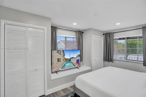 $1,075,000 | 466 Northeast 8th Avenue, Deerfield Beach, FL 33441