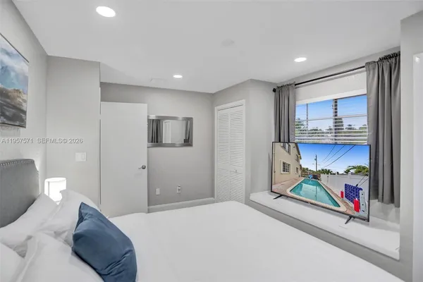 $1,075,000 | 466 Northeast 8th Avenue, Deerfield Beach, FL 33441